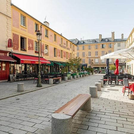 Charming Apartment In The Heart Of Versalhes Exterior foto