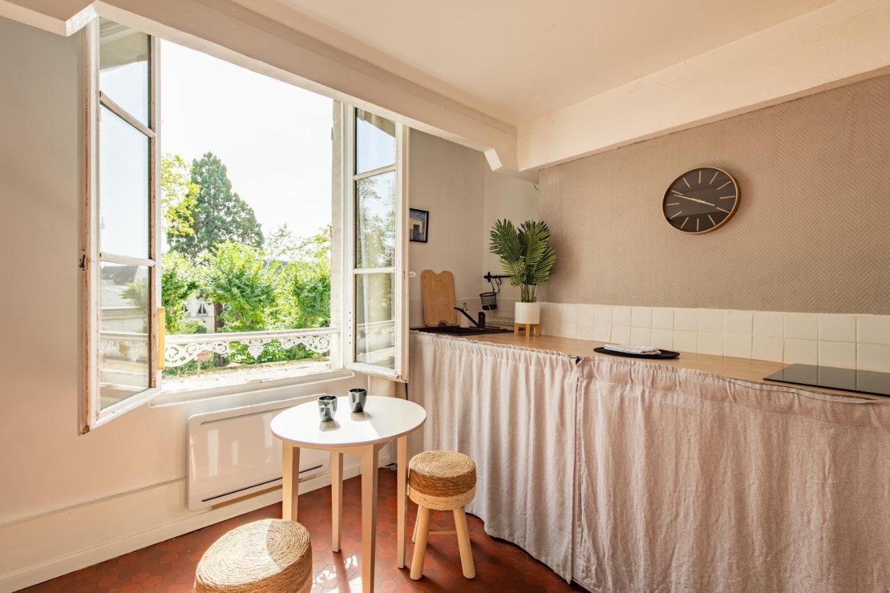 Charming Apartment In The Heart Of Versalhes Exterior foto